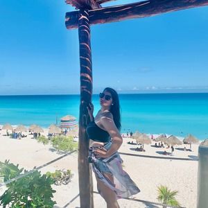 Meet your Posher, संरचना